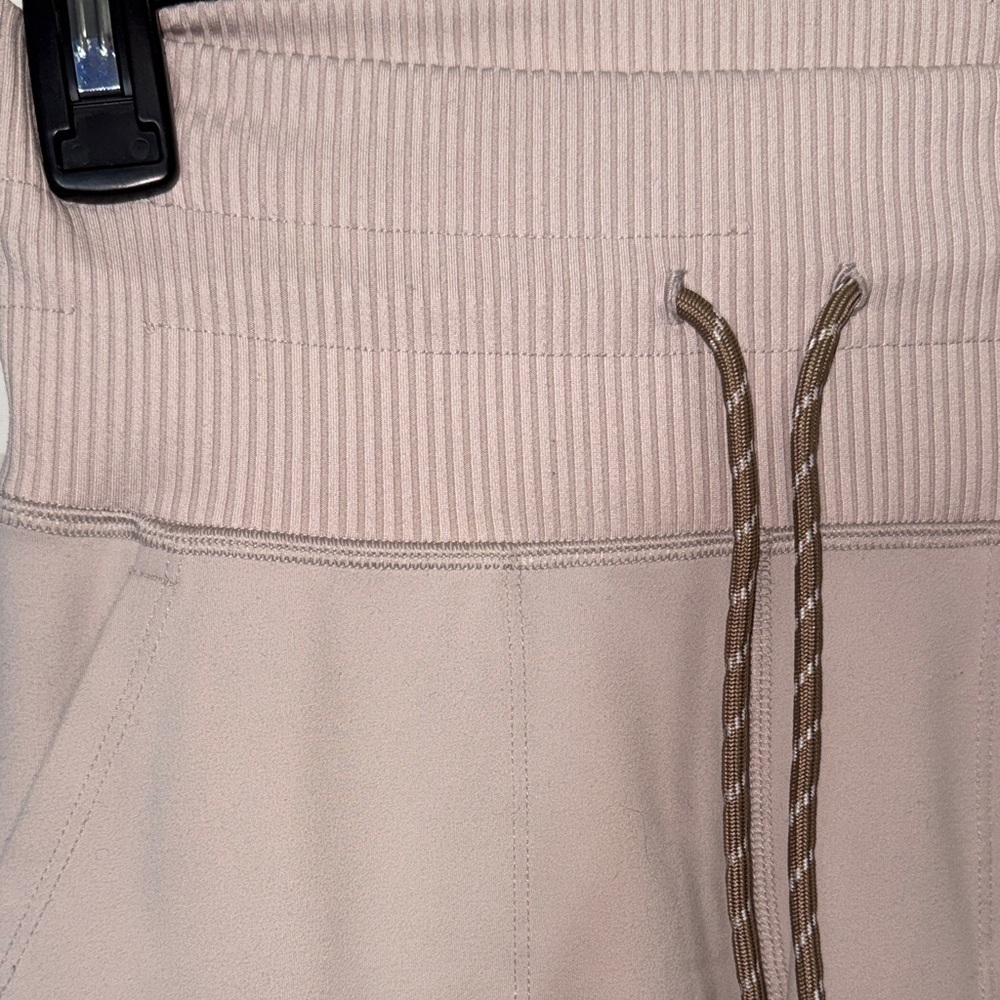 Avalanche Settle In Jogger Leggings - Picture 12 of 13